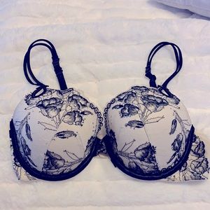 Victoria Secret Bra